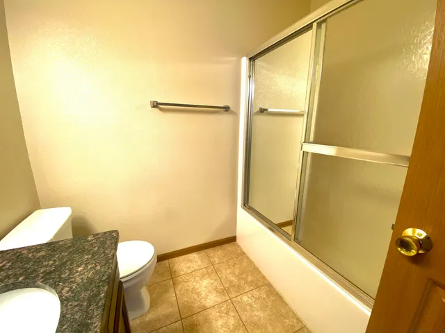 $305,000 | 440 Lockerbie Lane, Pittsboro, IN 46167