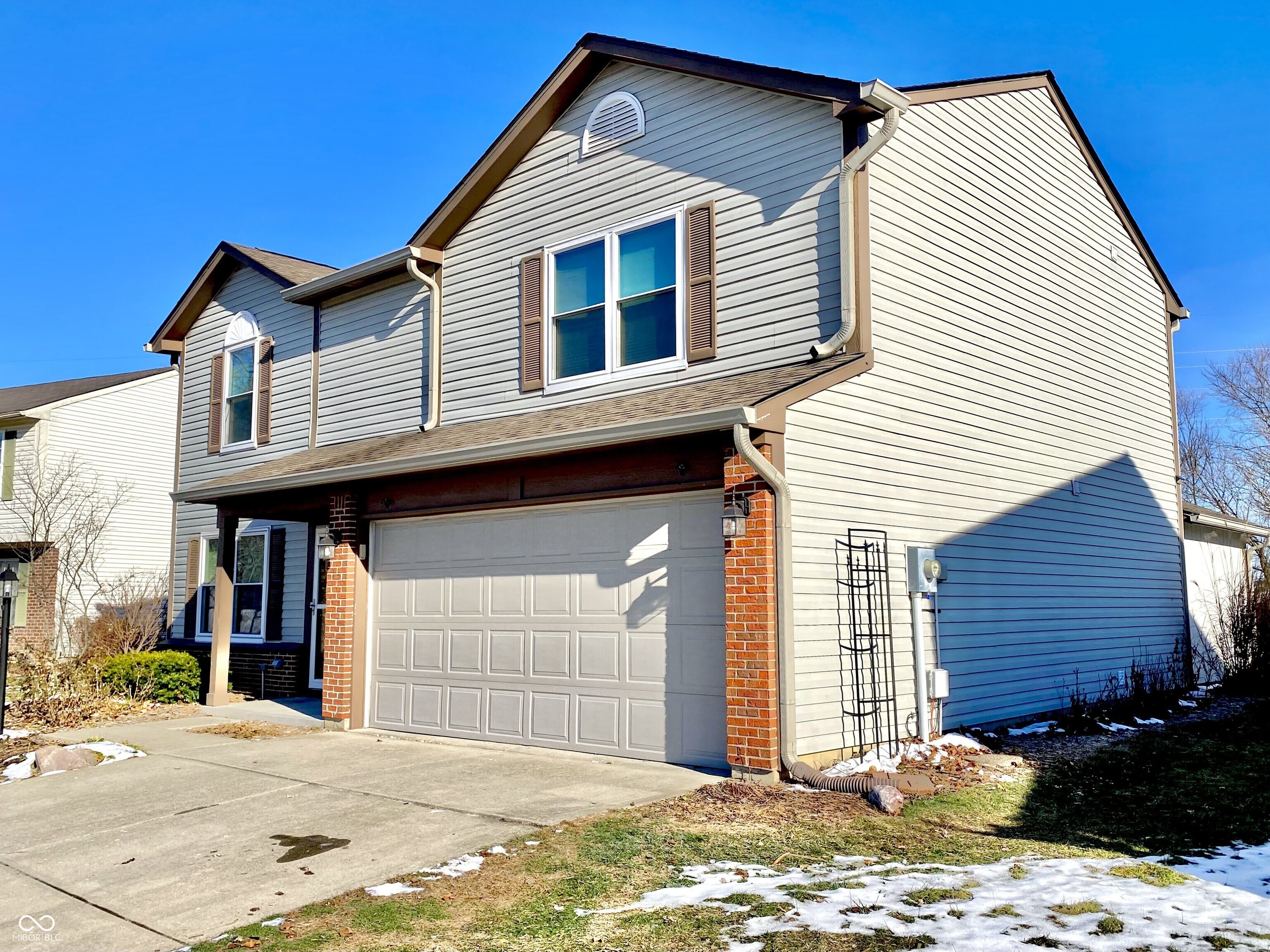 440 Lockerbie Lane Pittsboro, IN 46167 - Photo 4 of 48