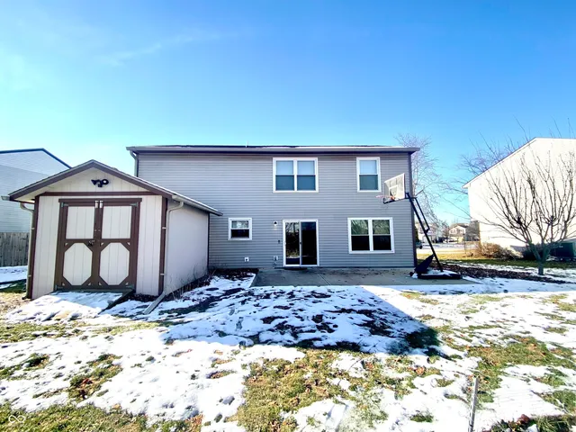 $305,000 | 440 Lockerbie Lane, Pittsboro, IN 46167