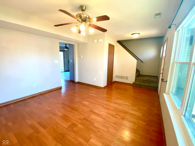 $305,000 | 440 Lockerbie Lane, Pittsboro, IN 46167