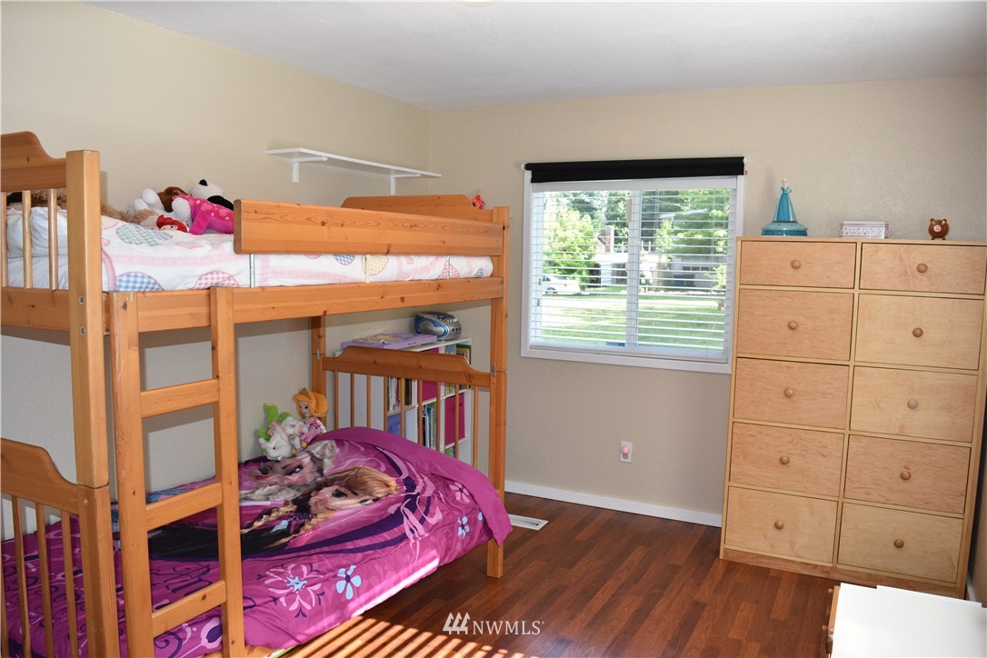 17552 Southeast 133rd Street Renton, WA 98059 - Photo 10 of 18
