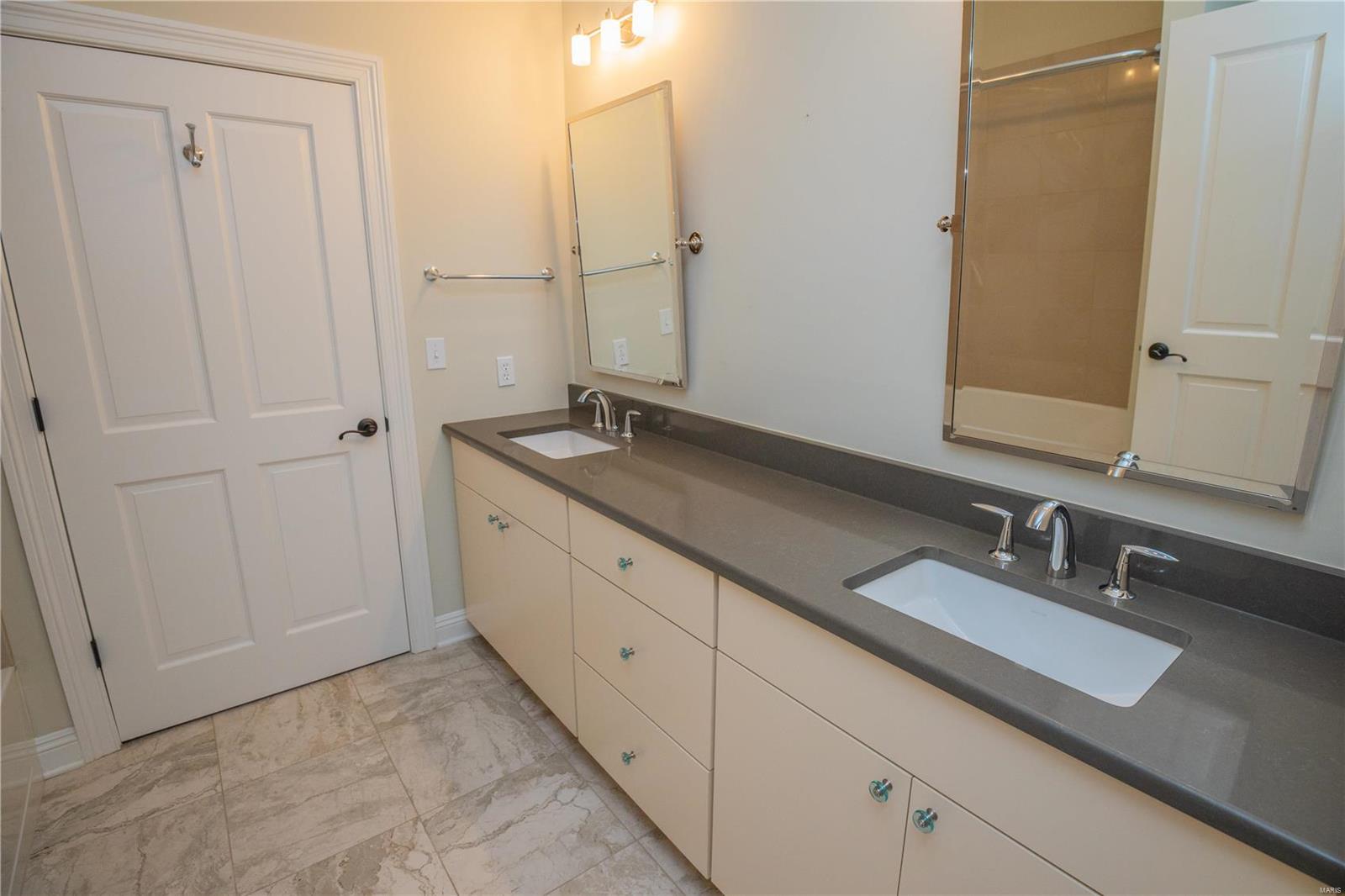 12440 Rott Road, Unit 3B Sunset Hills, MO 63127 - Photo 19 of 39 Gallery Image 19