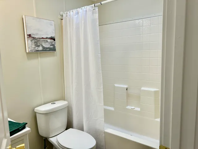 $234,900 | 625 East Main Street, Fennville, MI 49408