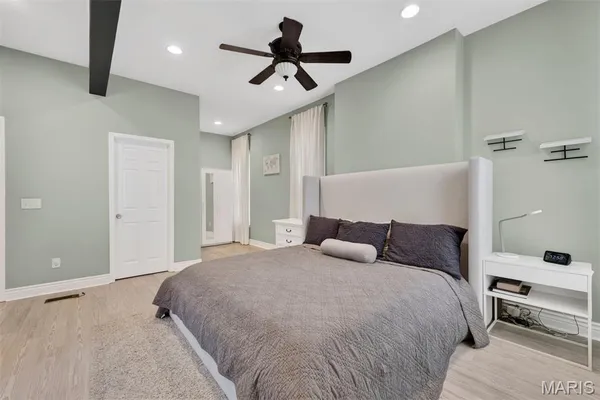 $489,900 | 4546 Arco Avenue, St. Louis, MO 63110