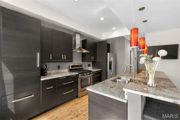 $489,900 | 4546 Arco Avenue, St. Louis, MO 63110