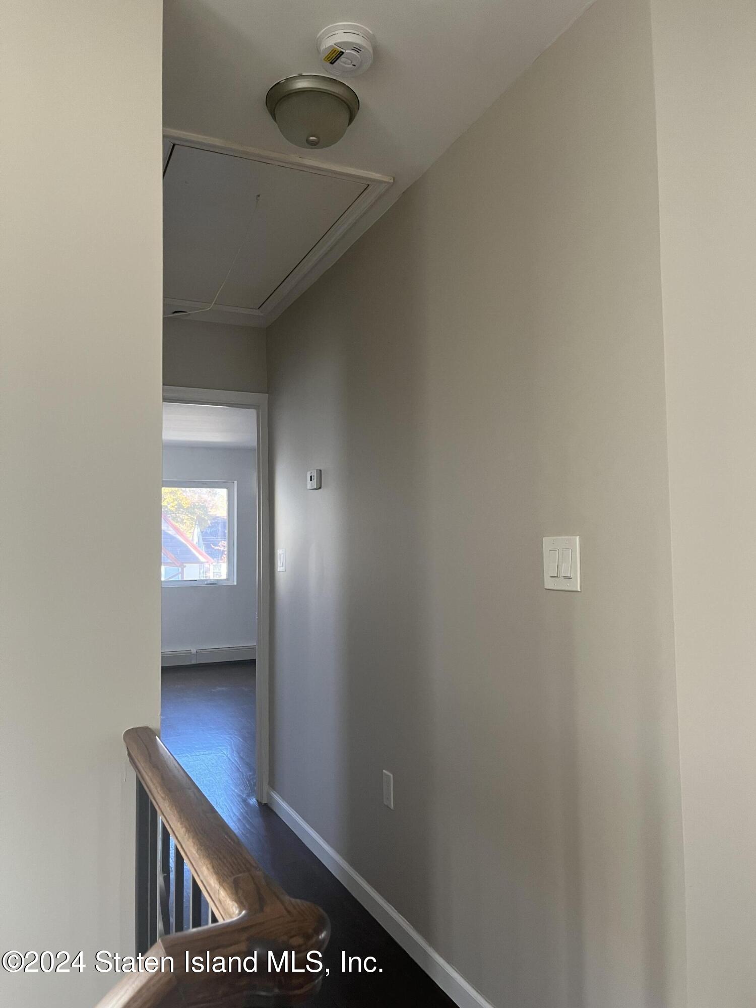 837 Delafield Avenue, Unit A Staten Island, NY 10310 - Photo 15 of 31 IMG_6664