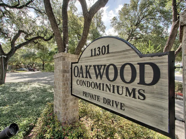 a view of a sign board