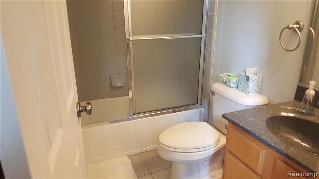 27830 Reo Road Grosse Ile, MI 48138 - Photo 28 of 31