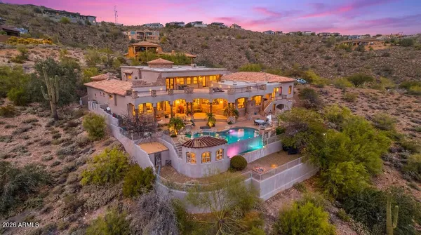 a view of a houses with a yard