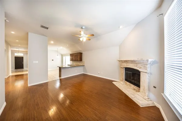 $2,195 | 2709 Lake Ridge Drive, Little Elm, TX 75068