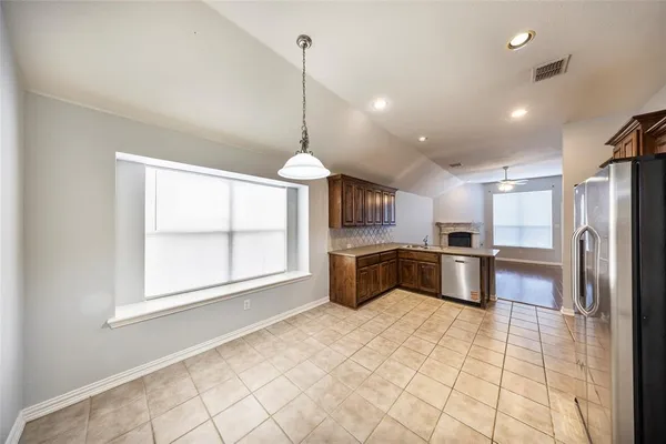 $2,195 | 2709 Lake Ridge Drive, Little Elm, TX 75068