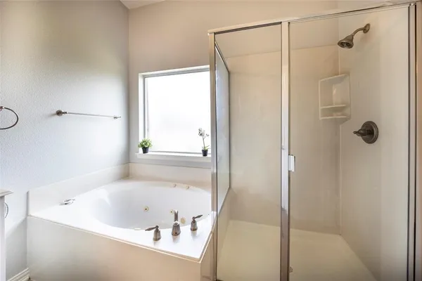 $2,195 | 2709 Lake Ridge Drive, Little Elm, TX 75068