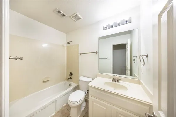 $2,195 | 2709 Lake Ridge Drive, Little Elm, TX 75068