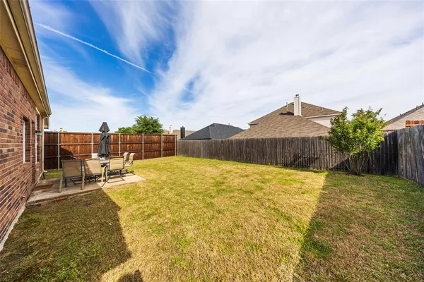 $2,195 | 2709 Lake Ridge Drive, Little Elm, TX 75068