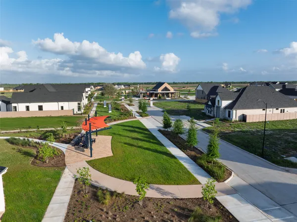 $432,250 | 10930 Endeavor Drive, Richmond, TX 77469