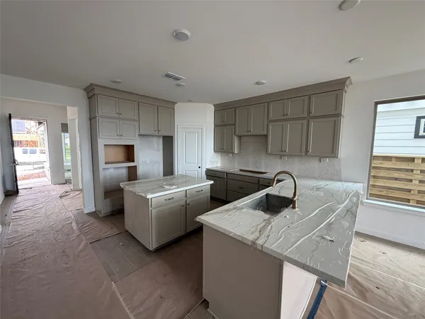 $432,250 | 10930 Endeavor Drive, Richmond, TX 77469