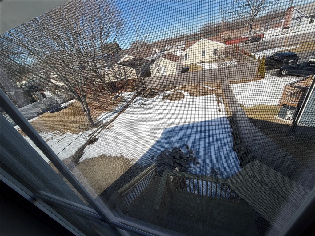 362 Kenyon Avenue Pawtucket, RI 02861 - Photo 15 of 21