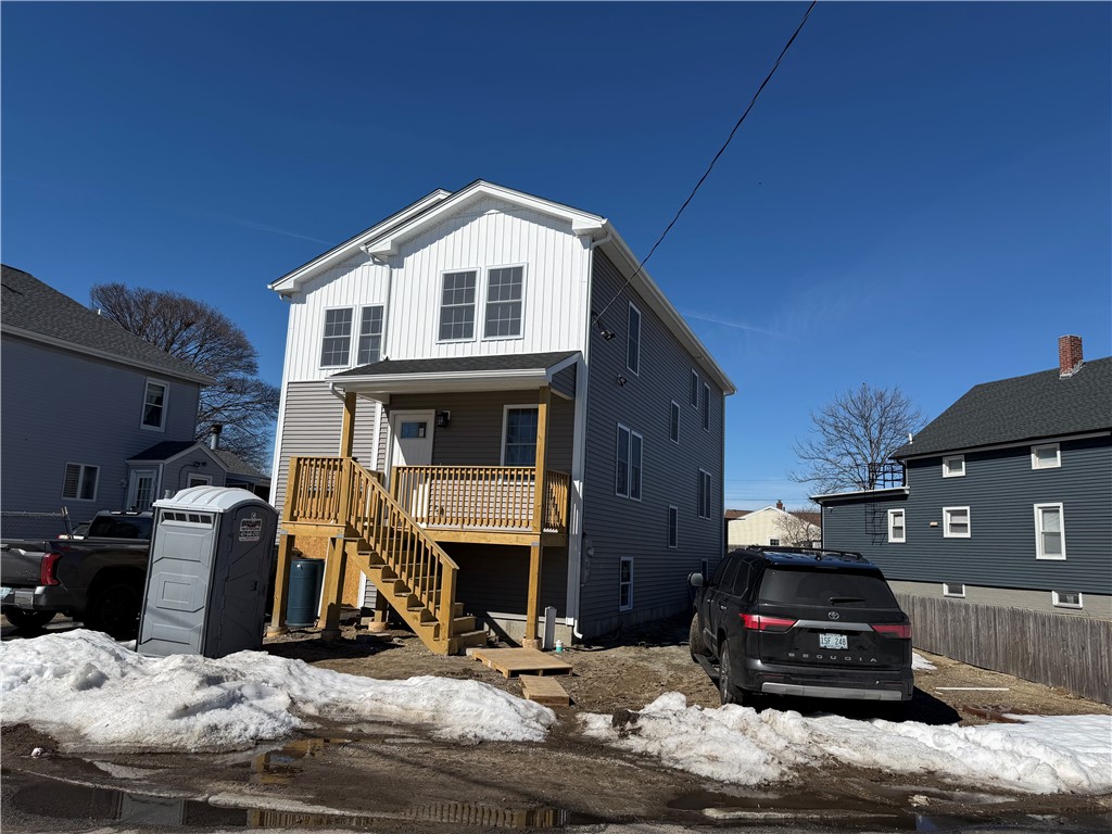 362 Kenyon Avenue Pawtucket, RI 02861 - Photo 16 of 21