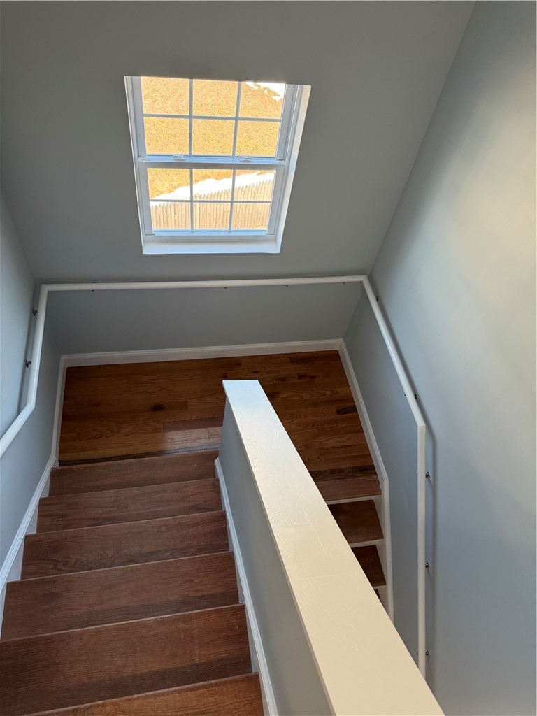 362 Kenyon Avenue Pawtucket, RI 02861 - Photo 17 of 21