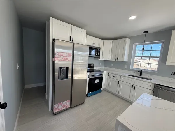 $529,999 | 362 Kenyon Avenue, Pawtucket, RI 02861