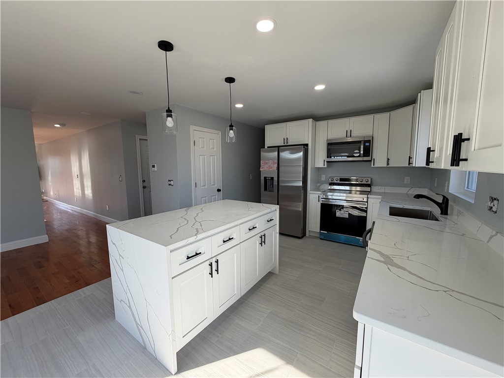 362 Kenyon Avenue Pawtucket, RI 02861 - Photo 7 of 21