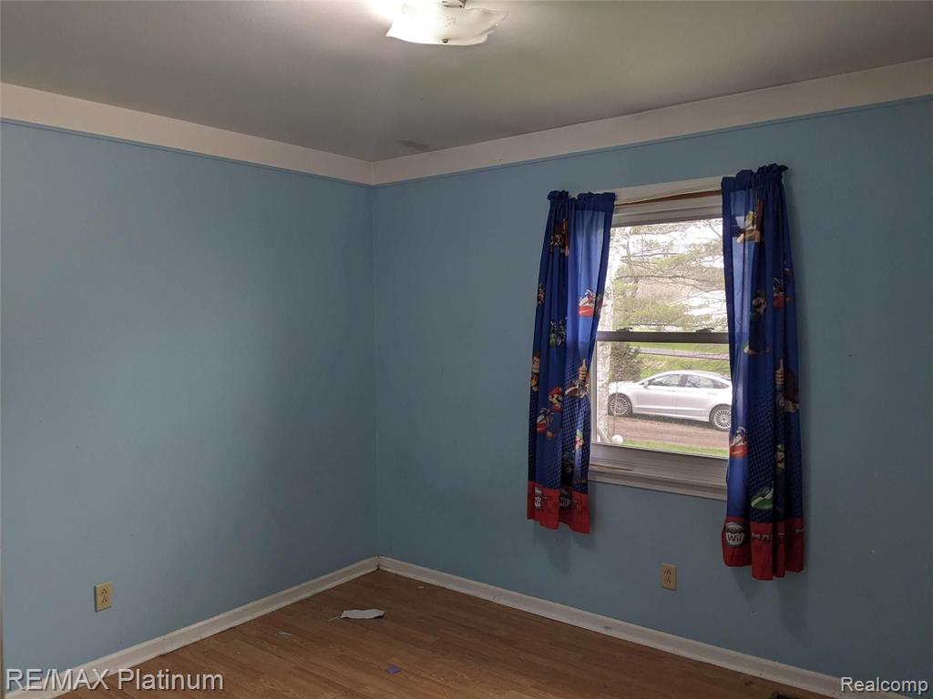 4600 North Burkhart Road Howell, MI 48855 - Photo 11 of 21