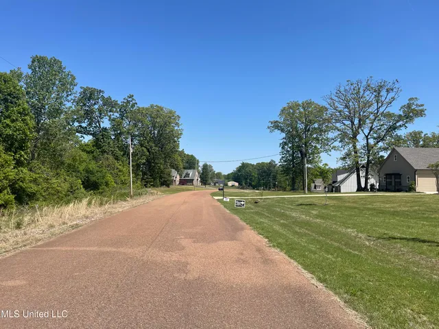 $60,000 | 152 Oak Manor Drive, Coldwater, MS 38618