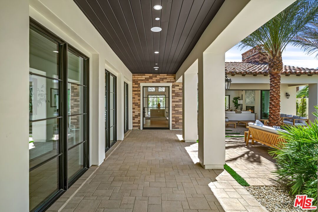 22 Santa Rosa Mountain Lane Rancho Mirage, CA 92270 - Photo 5 of 56