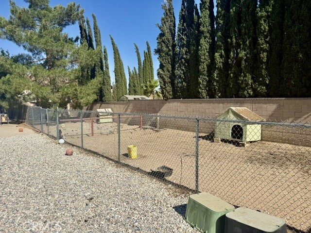 13375 Rincon Road Apple Valley, CA 92308 - Photo 42 of 72 a view of a backyard