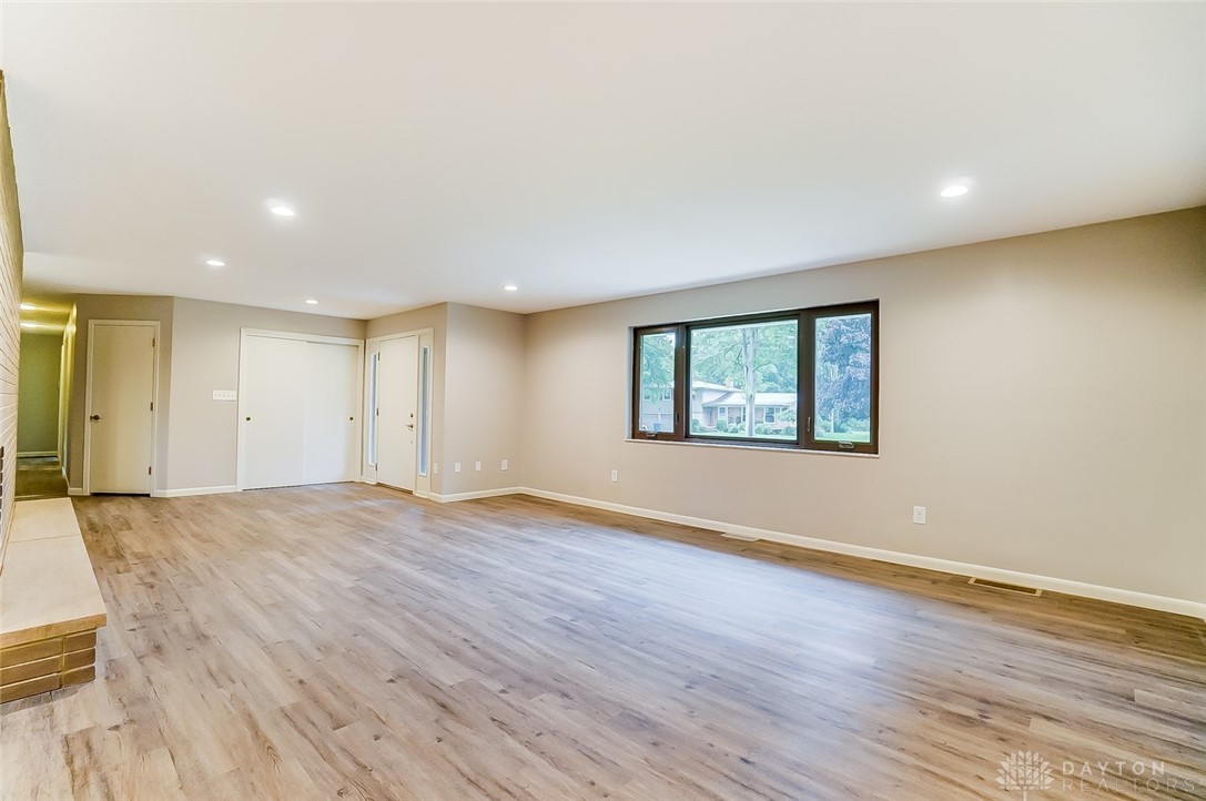 3974 Rexford Road Beavercreek, OH 45430 - Photo 13 of 76 Gallery Image 13