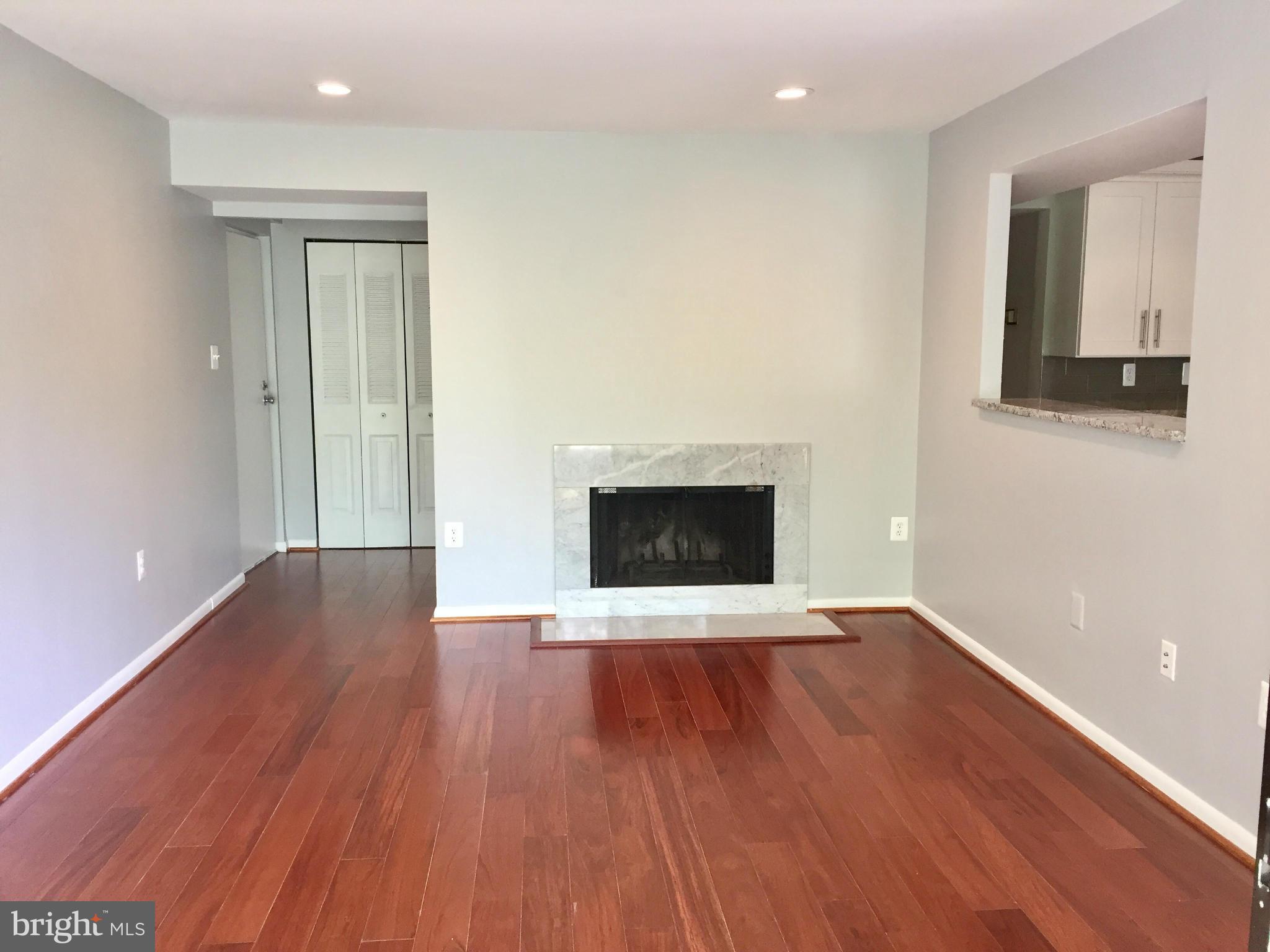 2214 Springwood Drive, Unit 203 Reston, VA 20191 - Photo 6 of 19 Living Room