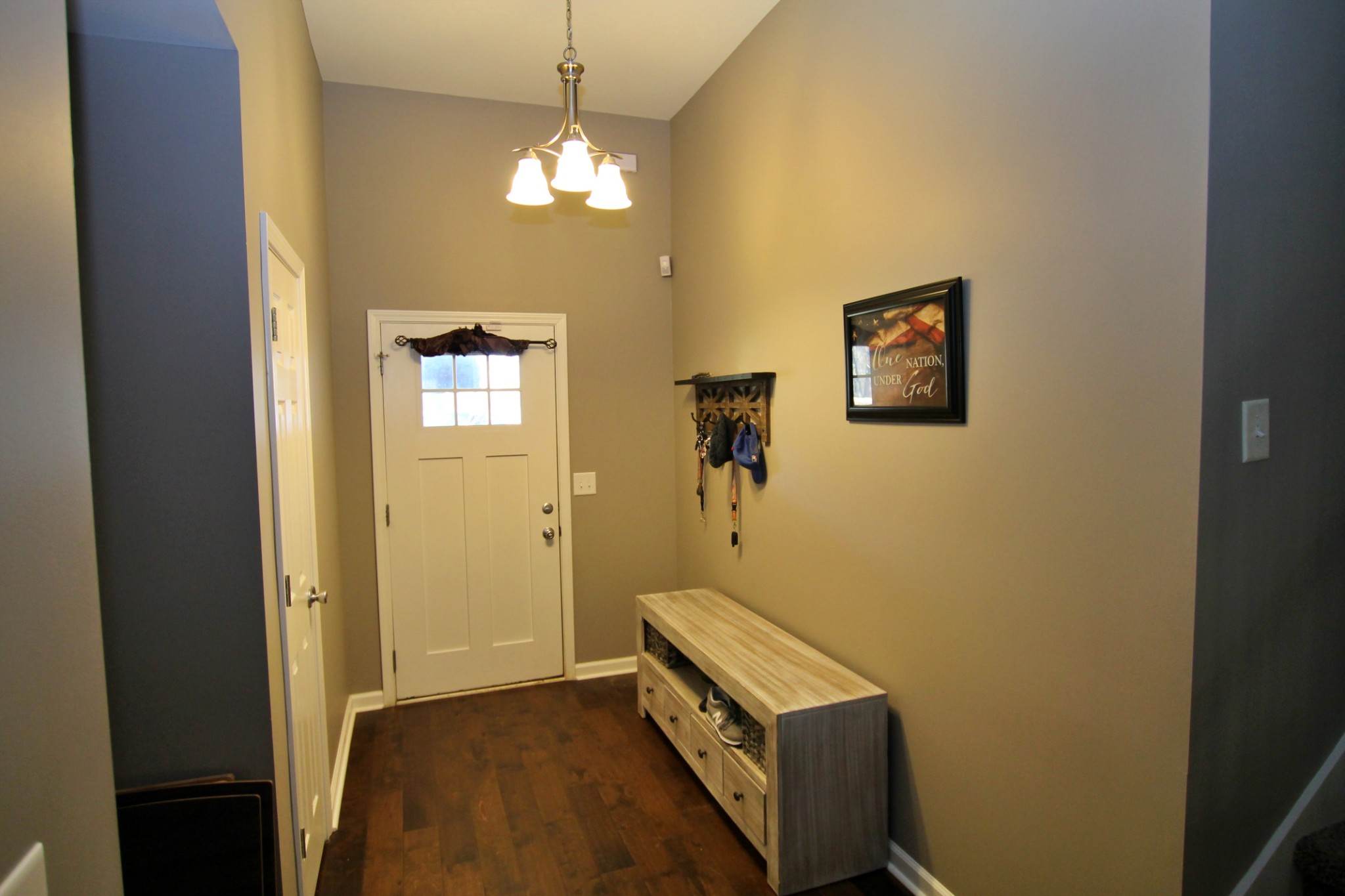 8005 New Chapel Road Springfield, TN 37172 - Photo 3 of 28 a view of a hallway with front door