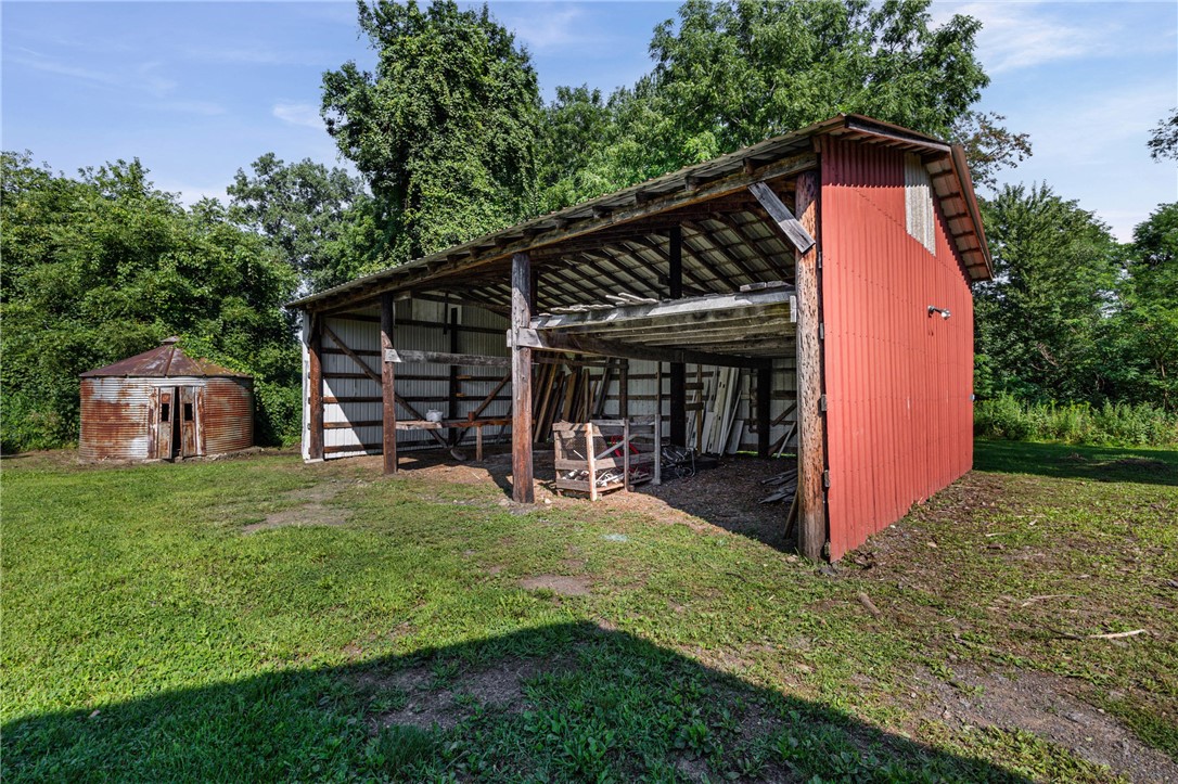 360 Field Street Manchester, NY 14432 - Photo 8 of 40 Gallery Image 8