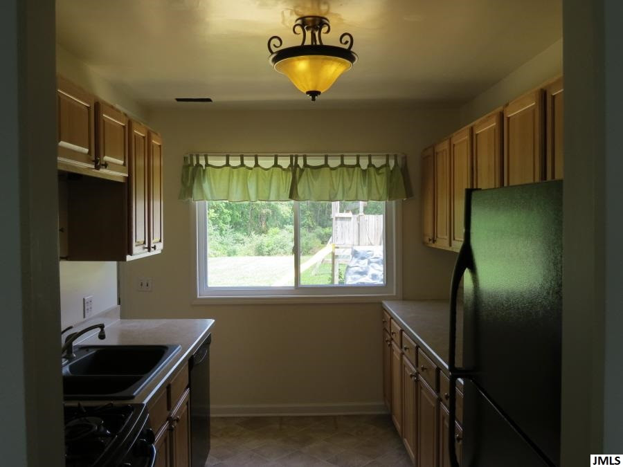 4544 Hendee Road Jackson, MI 49201 - Photo 9 of 22 Photo 9