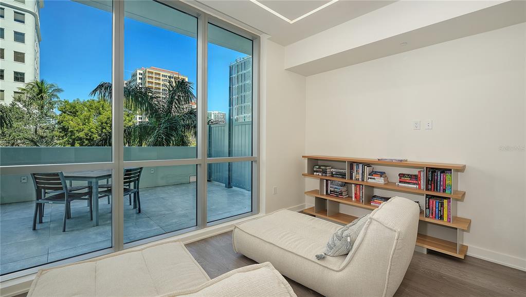 111 Golden Gate Point, Unit 602 Sarasota, FL 34236 - Photo 41 of 48