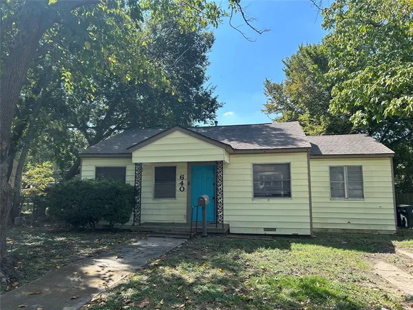 $1,695 | 640 Joyce Drive, Garland, TX 75040