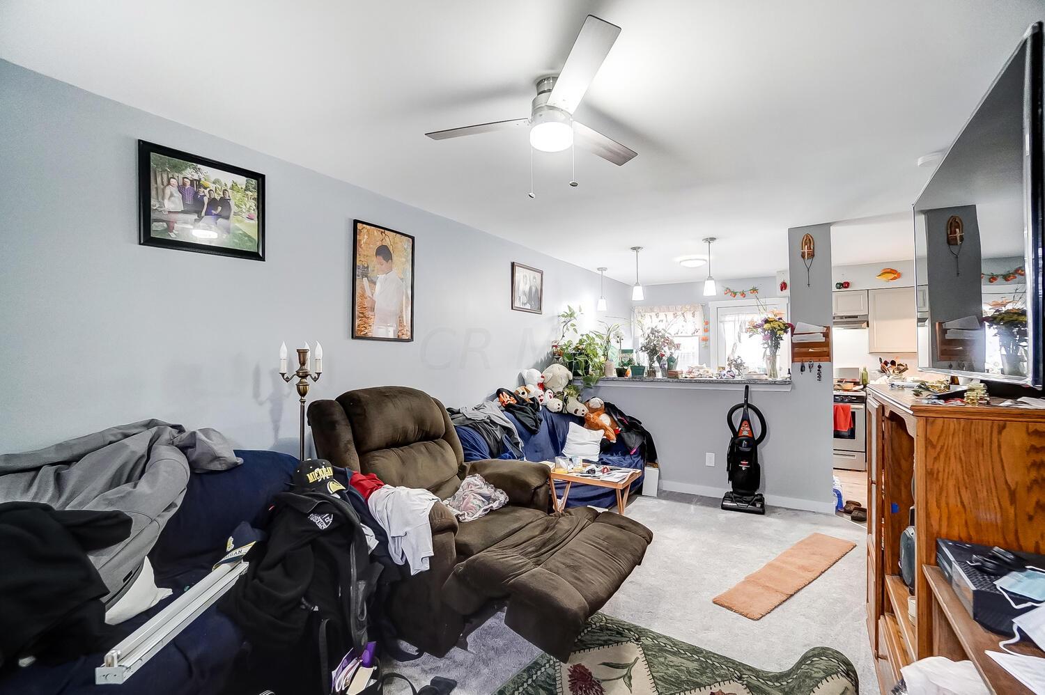 5738 Beechcroft Road, Unit 5738D Columbus, OH 43229 - Photo 8 of 23 50033666-008_web