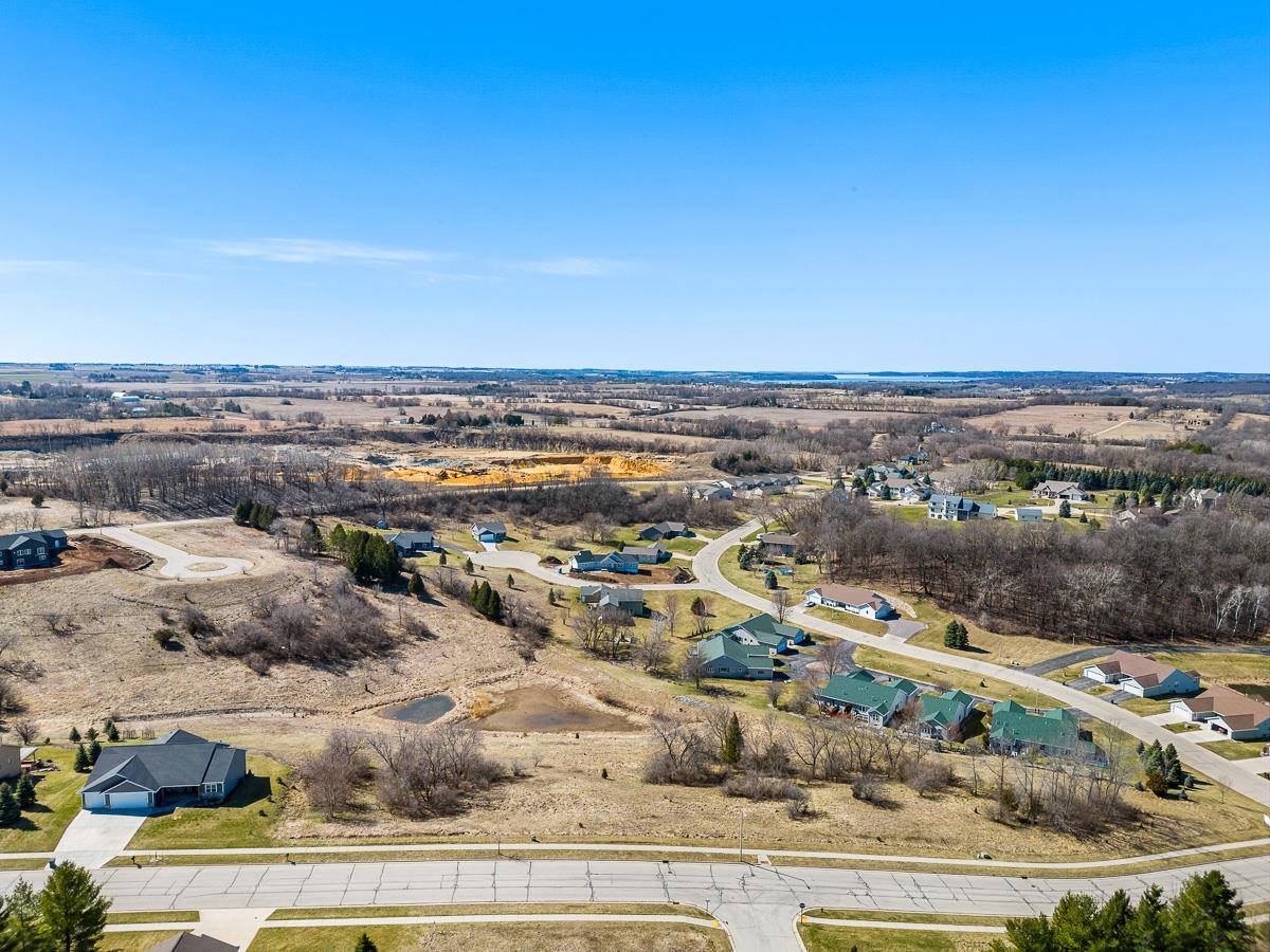 274 Moraine Drive Ripon, WI 54971 - Photo 17 of 31