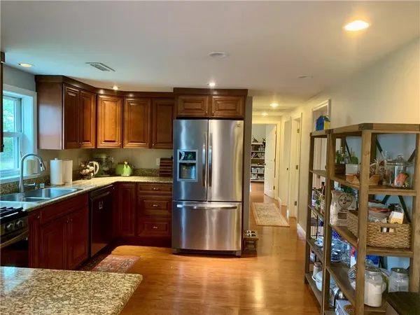 $579,000 | 57 Middle Highway, Barrington, RI 02806