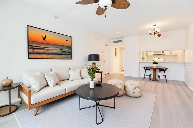 $155,000 | 14130 Rosemary Lane, Unit 4211, Largo, FL 33774