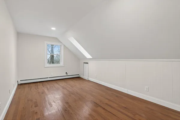 $329,900 | 27 Bradford Road, Wiscasset, ME 04578