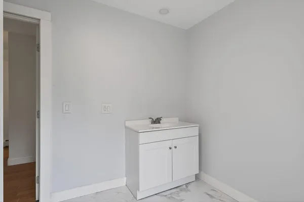 $329,900 | 27 Bradford Road, Wiscasset, ME 04578