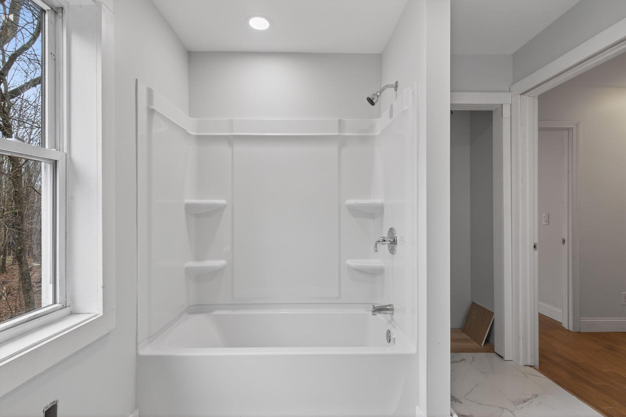 27 Bradford Road Wiscasset, ME 04578 - Photo 22 of 24 27_Bradford_Rd_083