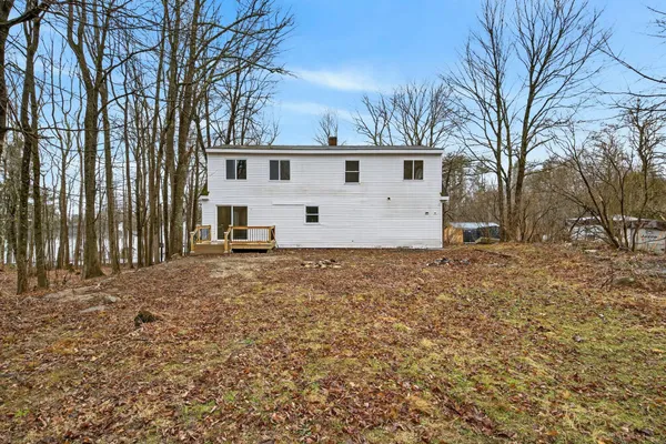 $329,900 | 27 Bradford Road, Wiscasset, ME 04578