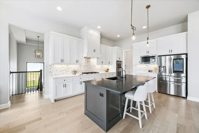 $1,399,990 | 2113 Normandy View, Leander, TX 78641