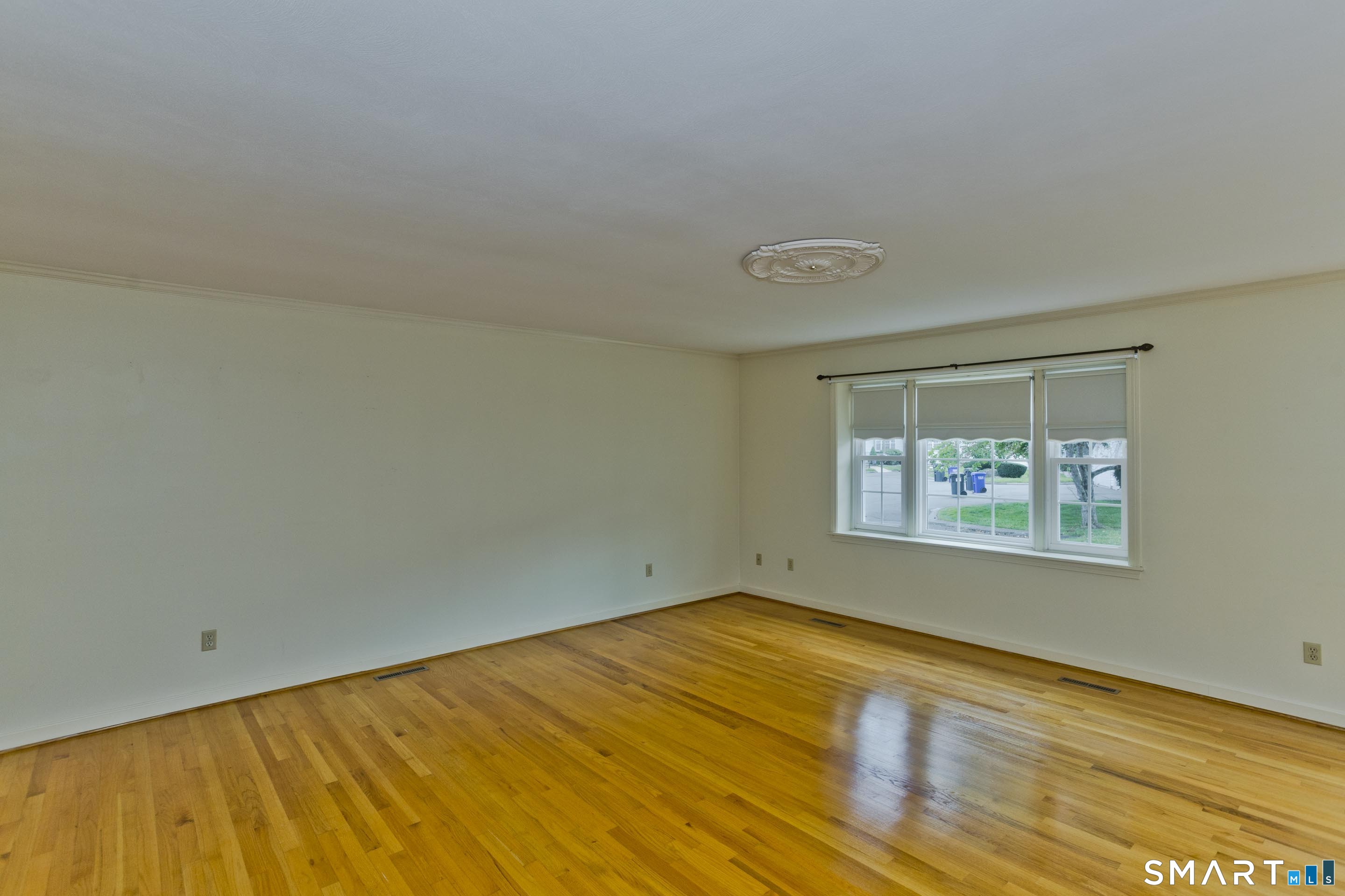 1 Strathmore Lane, Unit 1 Suffield, CT 06078 - Photo 8 of 36 Gallery Image 8