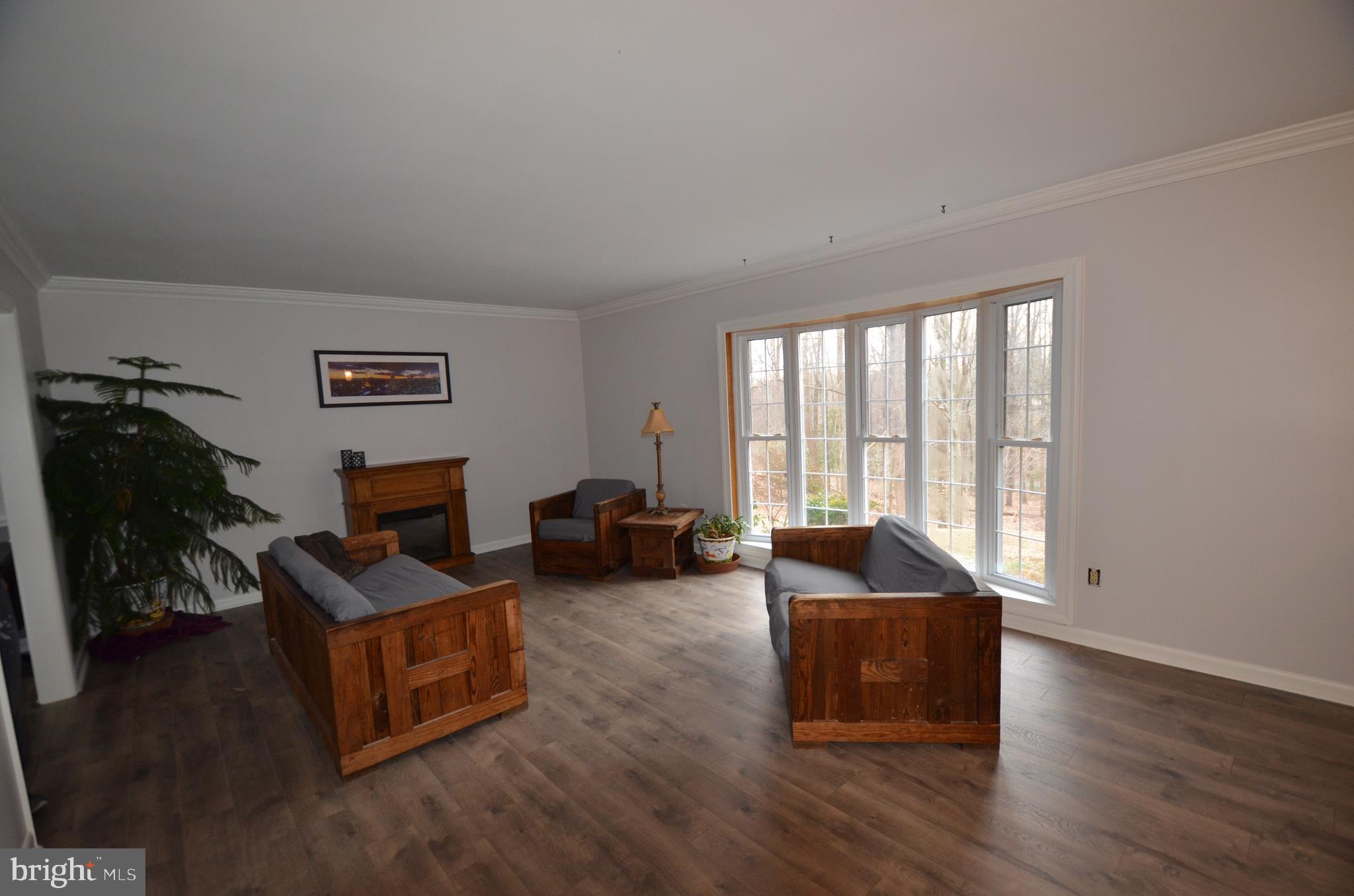 1931 Watson Road Owings, MD 20736 - Photo 9 of 45 Living Room
