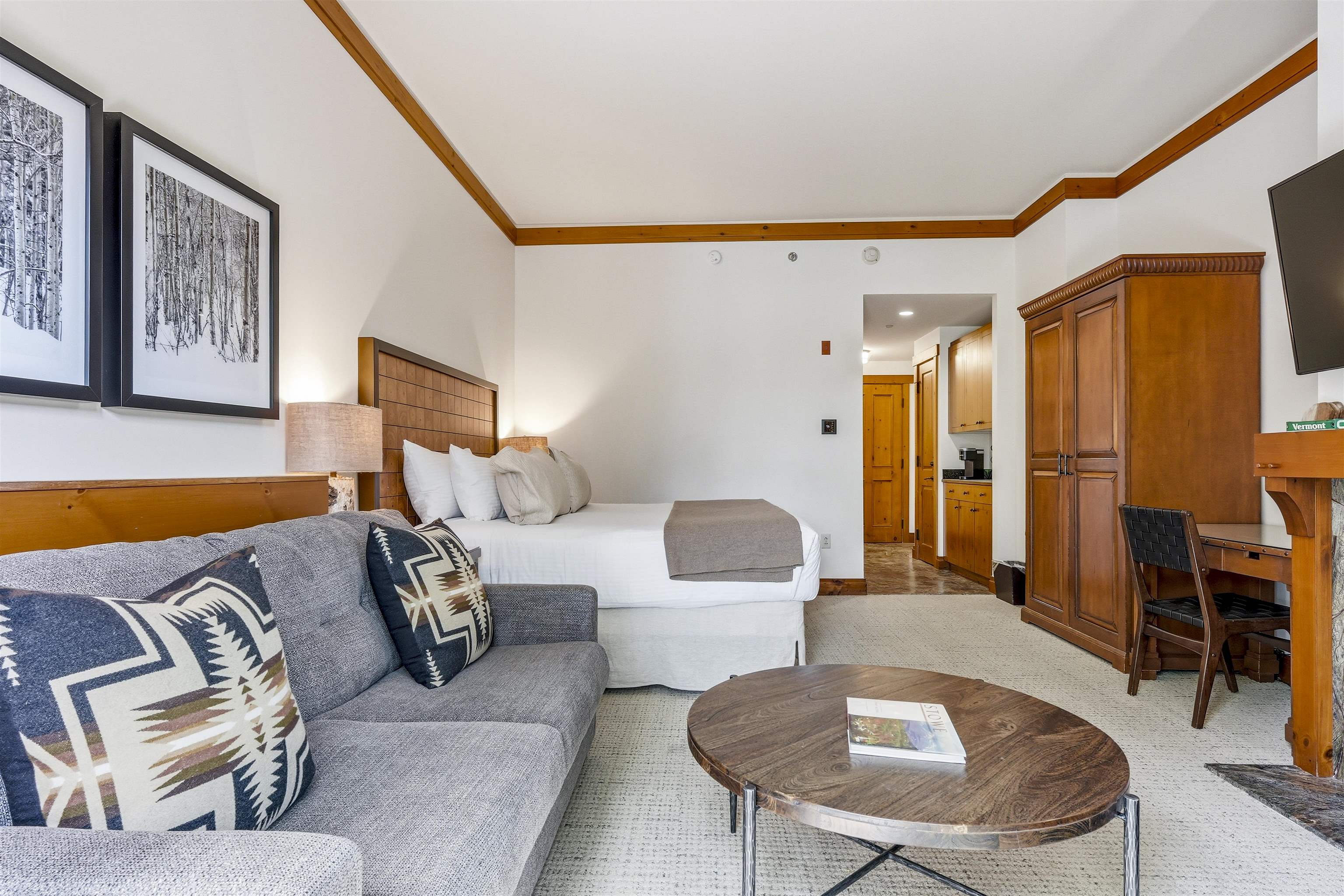 7412 Mountain Road, Unit 1204 Stowe, VT 05672 - Photo 17 of 24