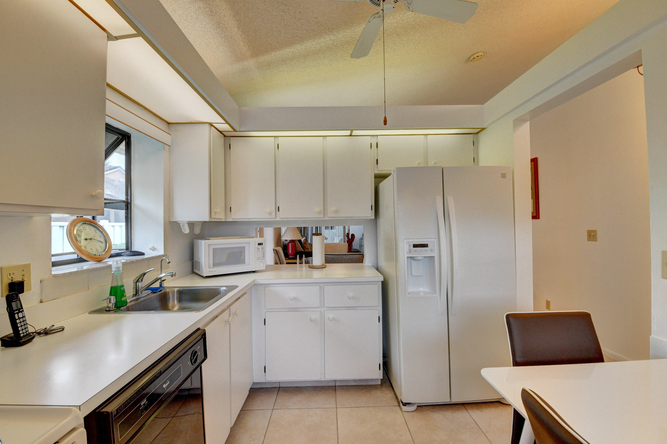 8665 Flamingo Drive, Unit C Boca Raton, FL 33496 - Photo 13 of 35 24_dsc_9545_6_7_8_9