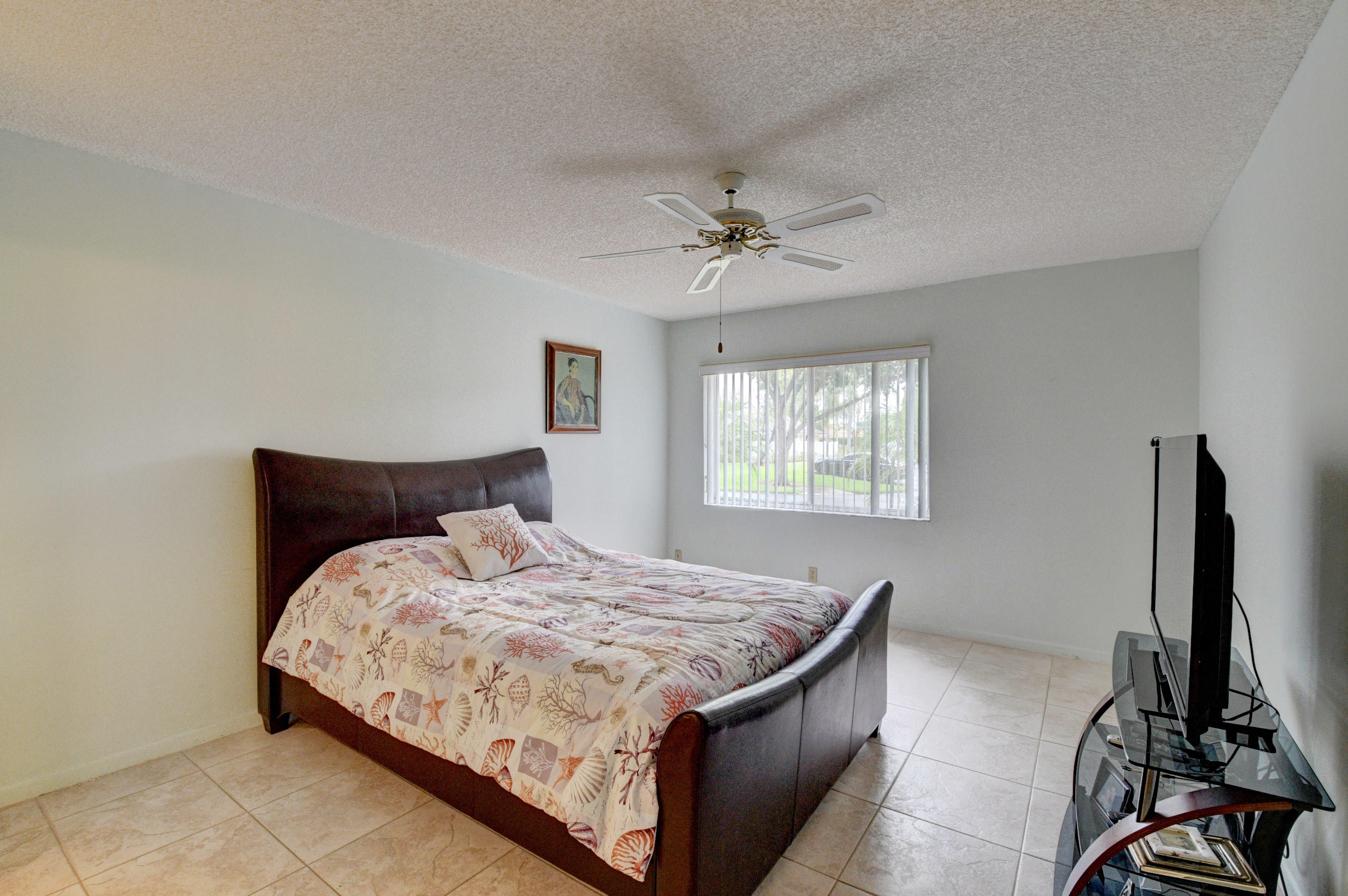 8665 Flamingo Drive, Unit C Boca Raton, FL 33496 - Photo 16 of 35 27_dsc_9560_1_2_3_4